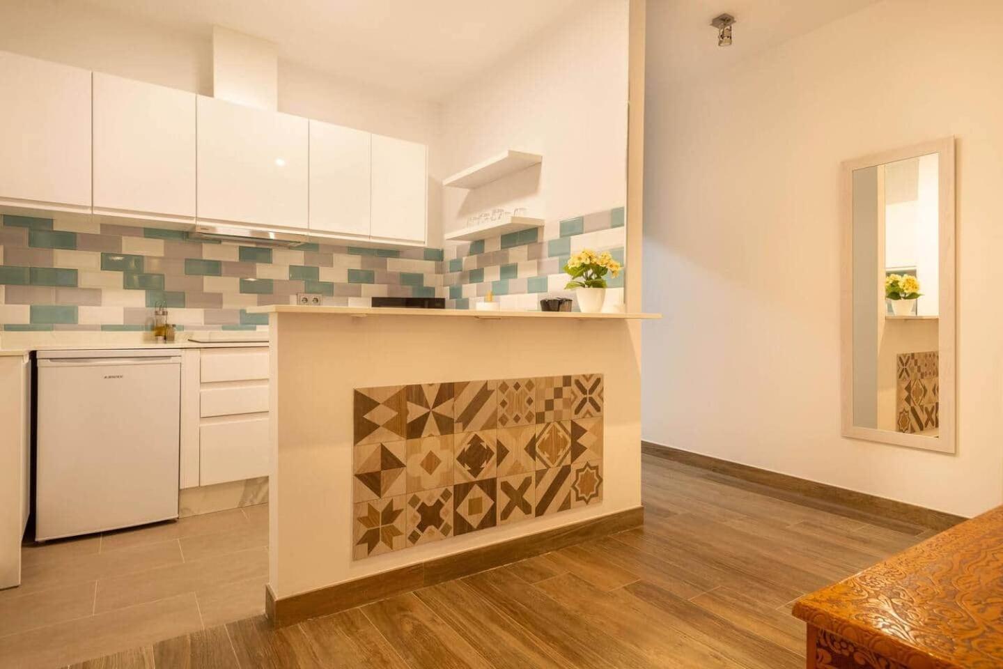 La Pimentera Central Apartments - Con Patio Privado Marbella Ngoại thất bức ảnh