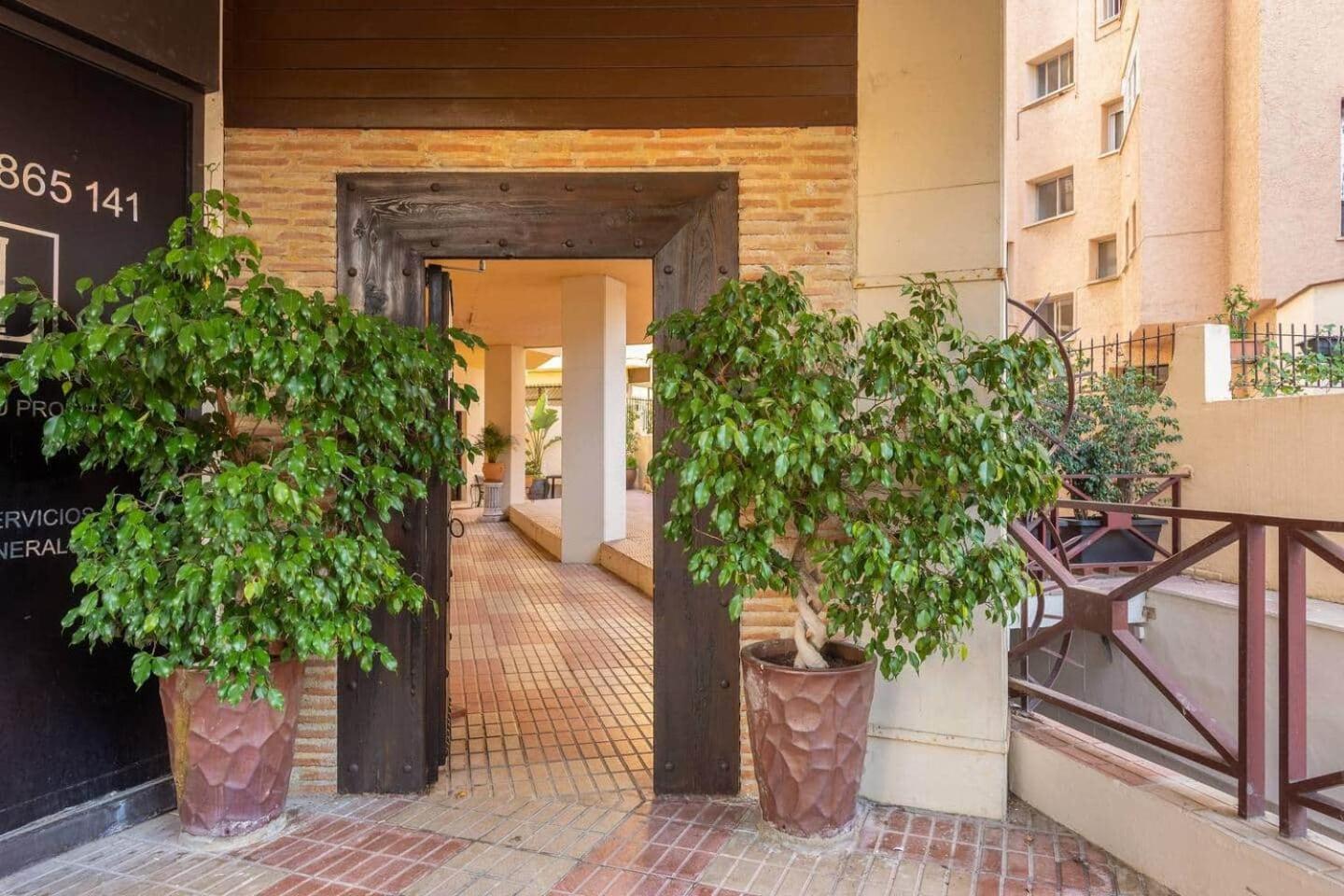 La Pimentera Central Apartments - Con Patio Privado Marbella Ngoại thất bức ảnh