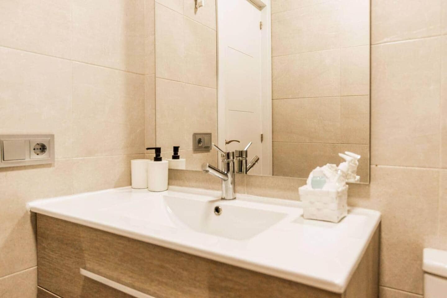 La Pimentera Central Apartments - Con Patio Privado Marbella Ngoại thất bức ảnh