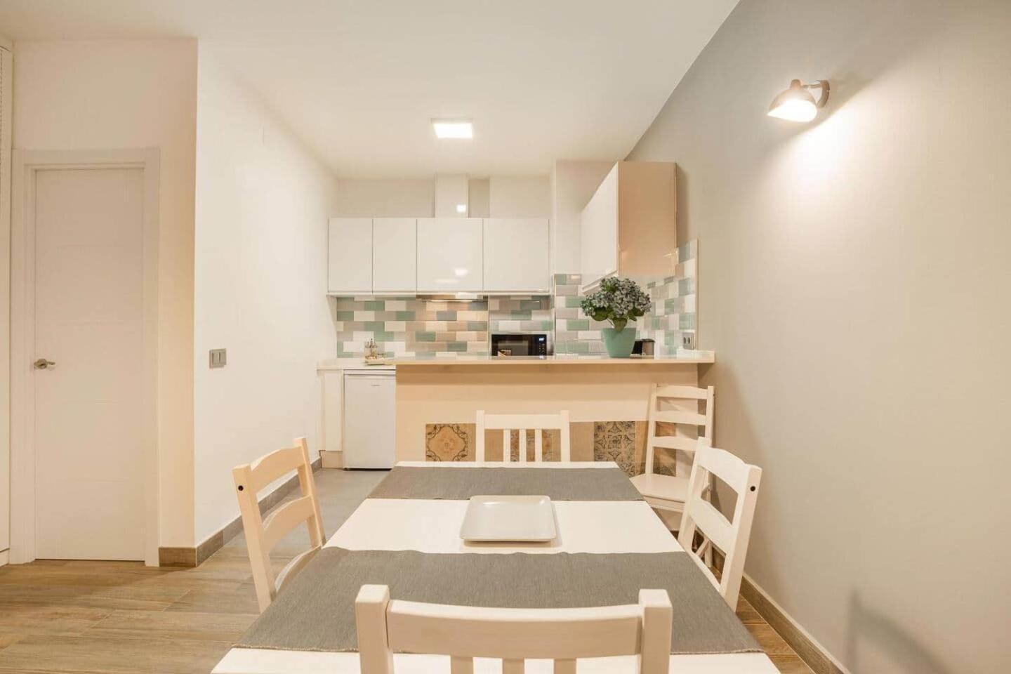 La Pimentera Central Apartments - Con Patio Privado Marbella Ngoại thất bức ảnh